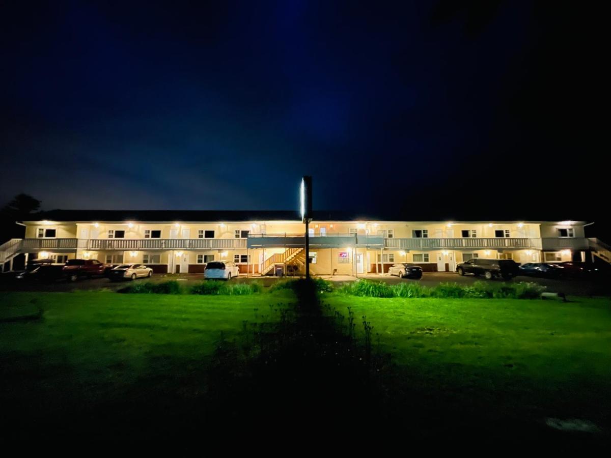 Scenic Motel Moncton Kültér fotó